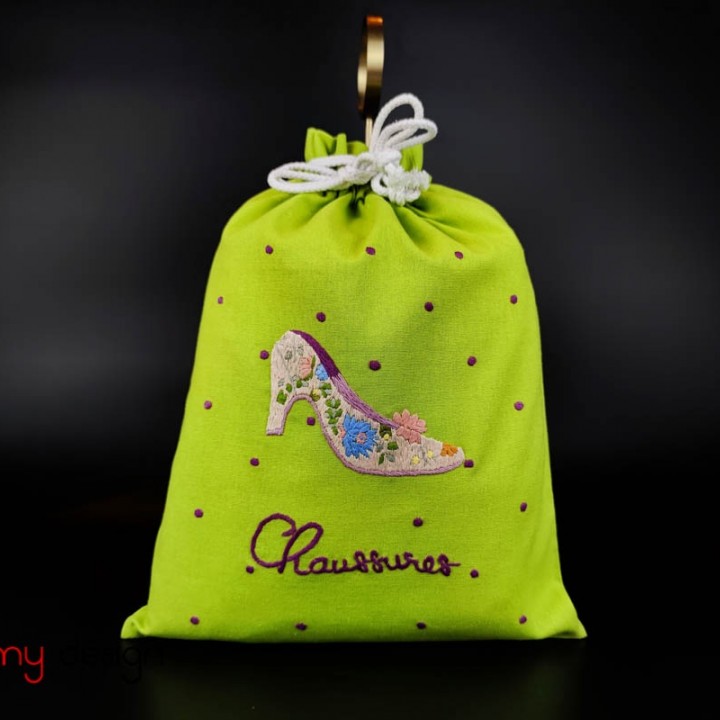 Laundry bag with  high-heel embroidery